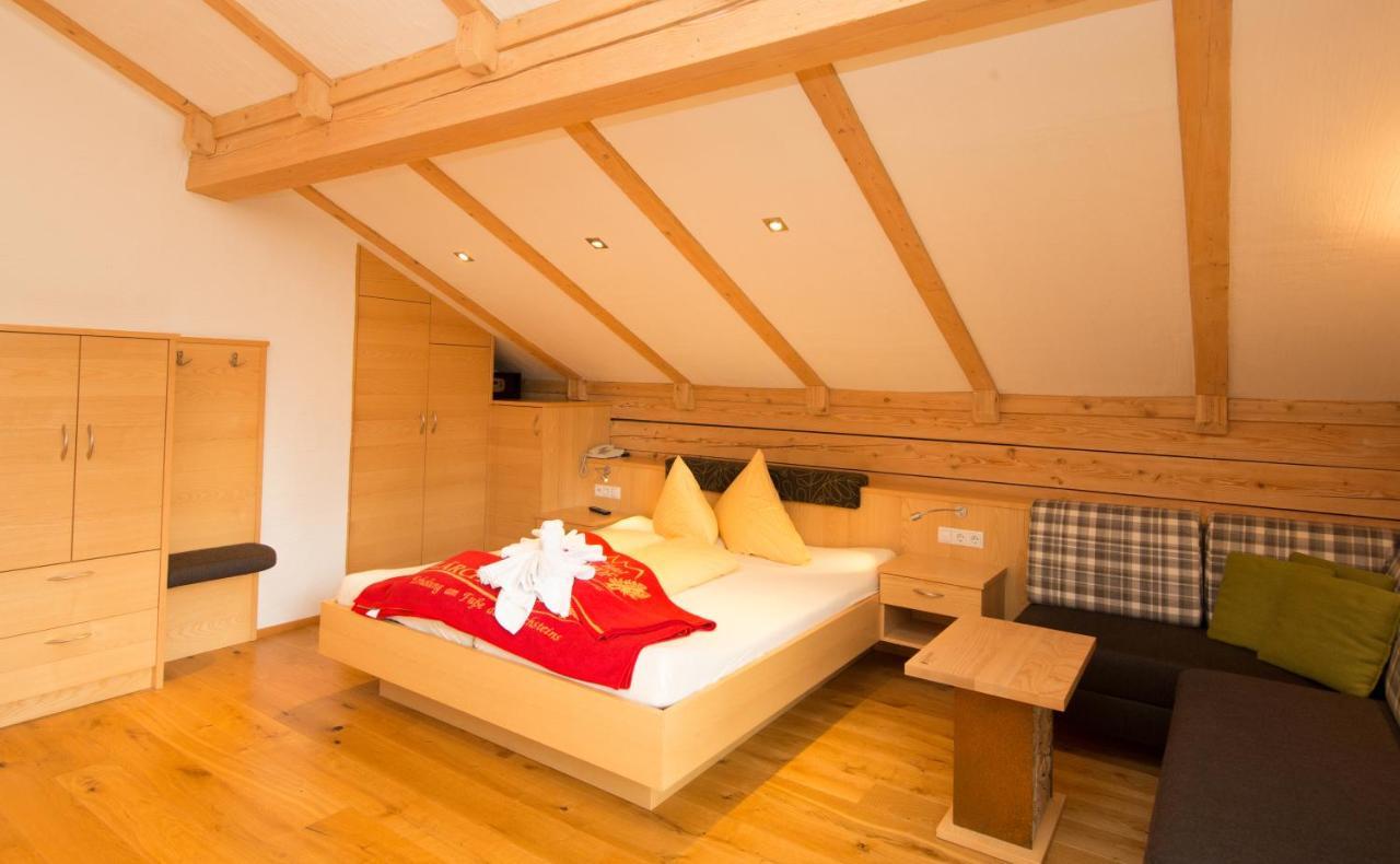 Hotel Laerchenhof Ramsau am Dachstein Buitenkant foto