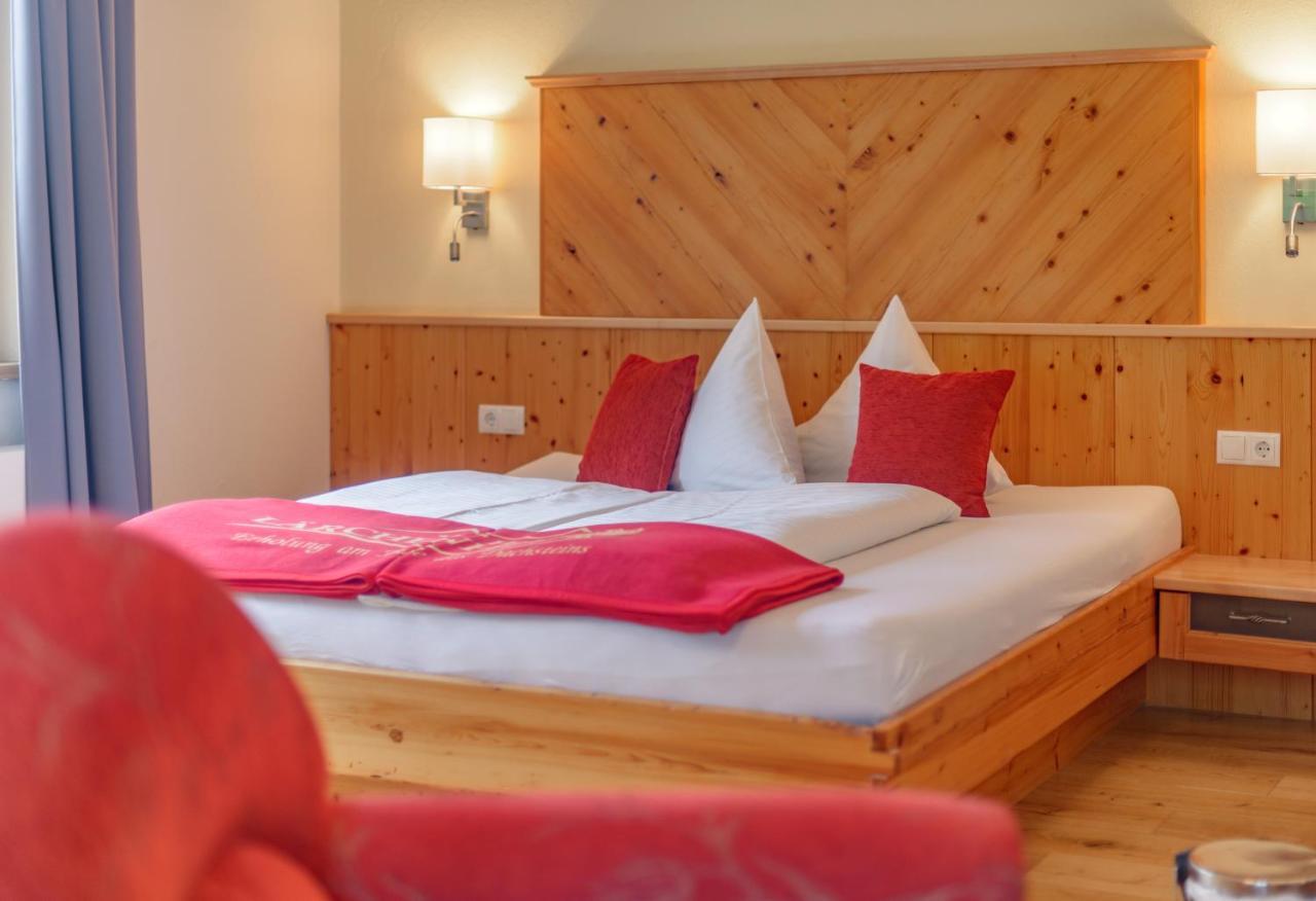 Hotel Laerchenhof Ramsau am Dachstein Buitenkant foto